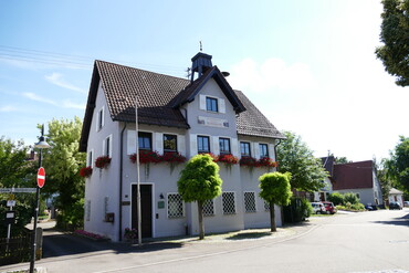 Das alte Rathaus und heutiges Feuerwehrhaus