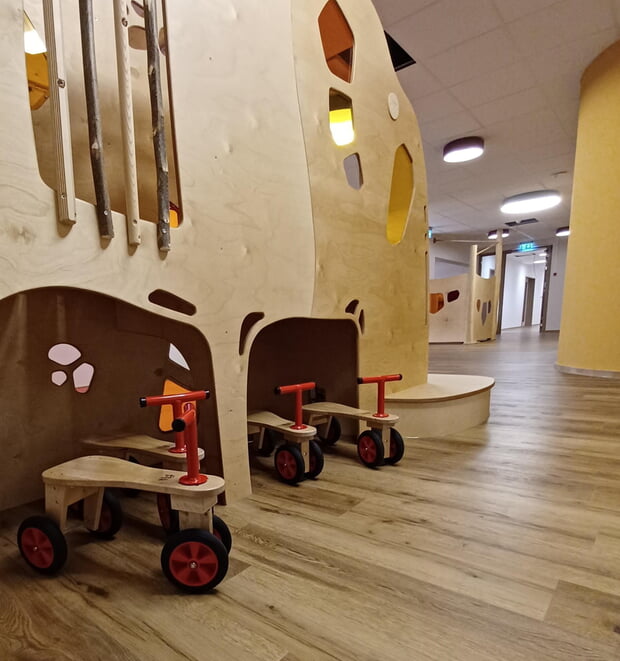 Fuhrpark und Spielflur Krippe